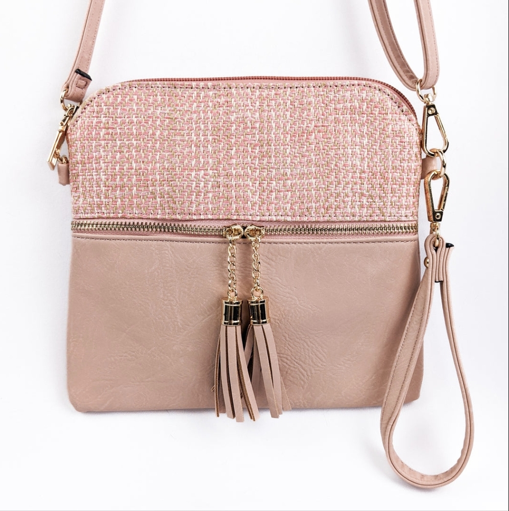 NWT Jen & Co. Tara Arrowhead Crossbody, Pink